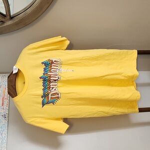 Disneyland Yellow T-Shirt Size Large New